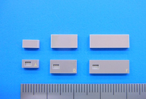 Ceramic packages with embedded RFID antenna 